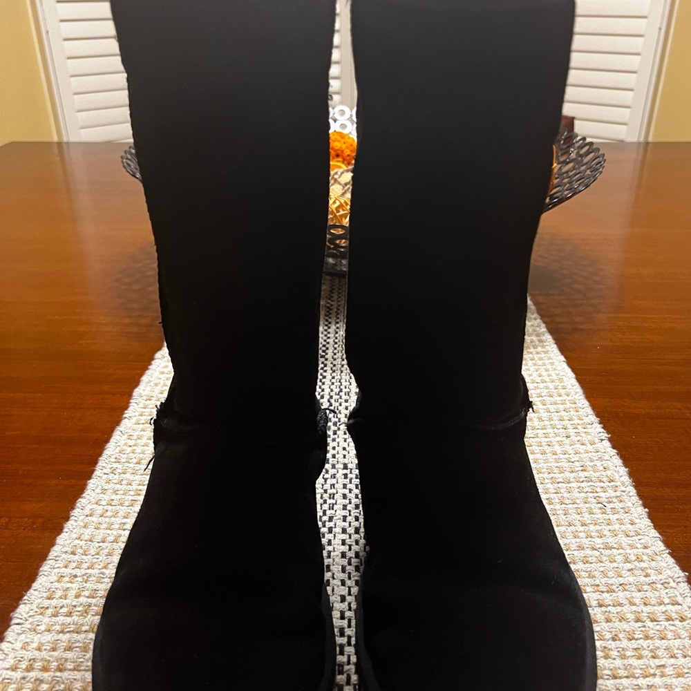 Black Ausland Women’s Classic Leather Tall Snow Boot